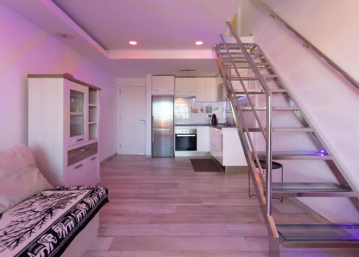 Playa Vistas With Breathtaking Sea View, Only 100 M To The Sea, Heated Pool, Aircondition, Wifi Apartman Playa de las Américas