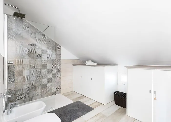 Playa Vistas With Breathtaking Sea View, Only 100 M To The Sea, Heated Pool, Aircondition, Wifi * Playa de las Américas