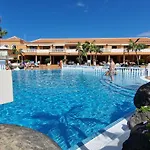 Playa Vistas With Breathtaking Sea View, Only 100 M To The Sea, Heated Pool, Aircondition, Wifi Playa de las Americas (Tenerife)
