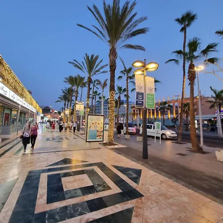 Playa Vistas With Breathtaking Sea View, Only 100 M To The Sea, Heated Pool, Aircondition, Wifi Апартаменти