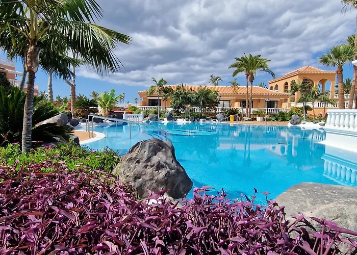 Playa Vistas With Breathtaking Sea View, Only 100 M To The Sea, Heated Pool, Aircondition, Wifi Апартаменти *