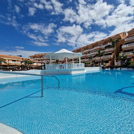 Playa Vistas With Breathtaking Sea View, Only 100 M To The Sea, Heated Pool, Aircondition, Wifi *