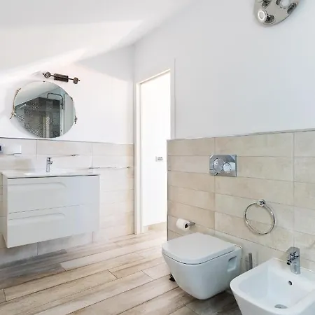 Apartman Playa Vistas With Breathtaking Sea View, Only 100 M To The Sea, Heated Pool, Aircondition, Wifi