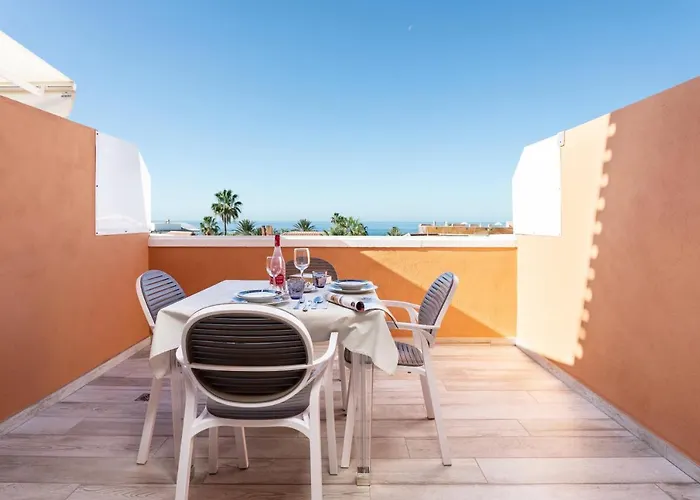 Playa Vistas With Breathtaking Sea View, Only 100 M To The Sea, Heated Pool, Aircondition, Wifi * Playa de las Americas (Tenerife)