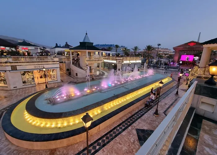 Playa Vistas With Breathtaking Sea View, Only 100 M To The Sea, Heated Pool, Aircondition, Wifi 아파트 플라야데라스아메리카스